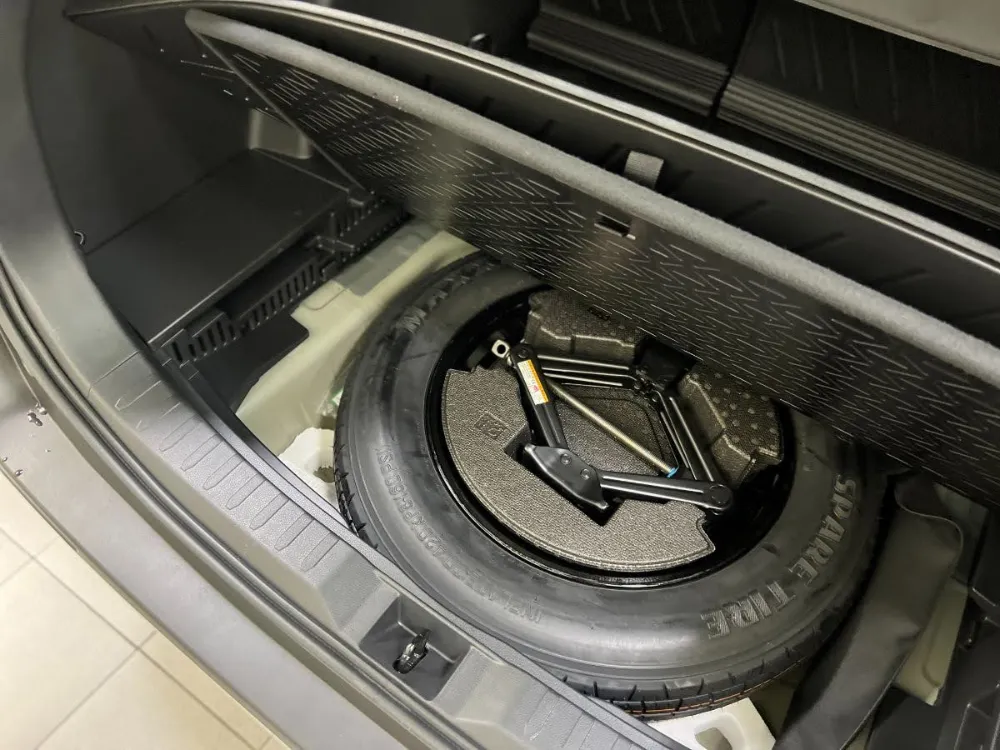 2022 Toyota RAV4 Trail Edition in Lunar Rock 28